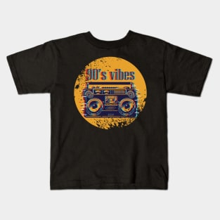 90's vibes - cassette player t-shirt Kids T-Shirt